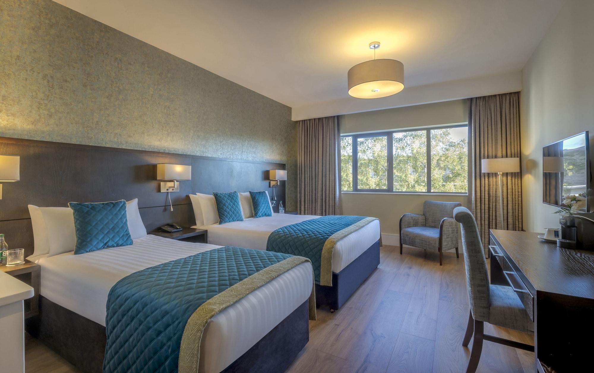 Glenroyal Hotel Мэйнут Экстерьер фото