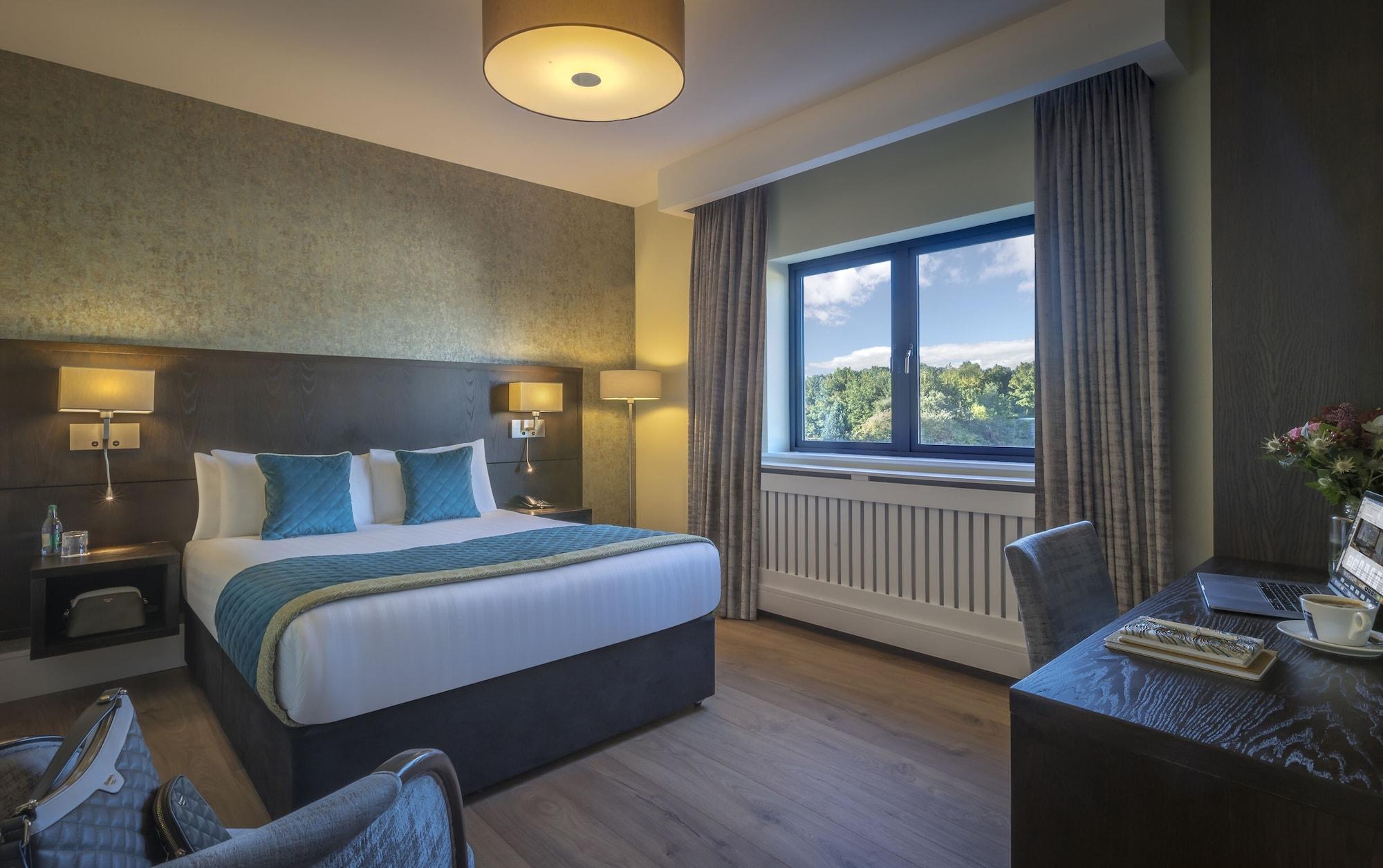 Glenroyal Hotel Мэйнут Экстерьер фото