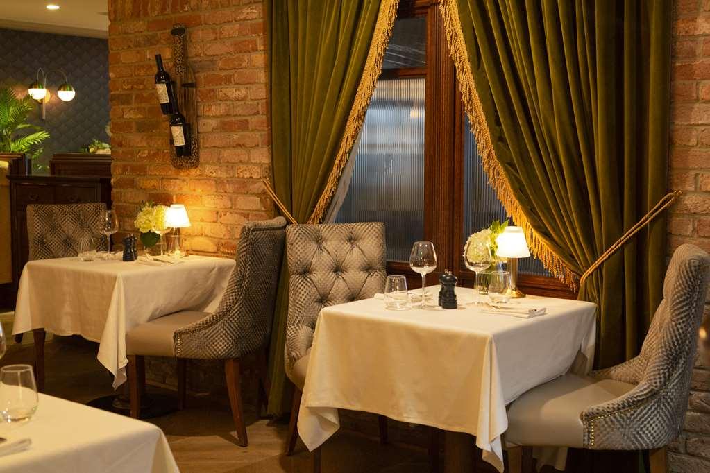 Glenroyal Hotel Мэйнут Ресторан фото