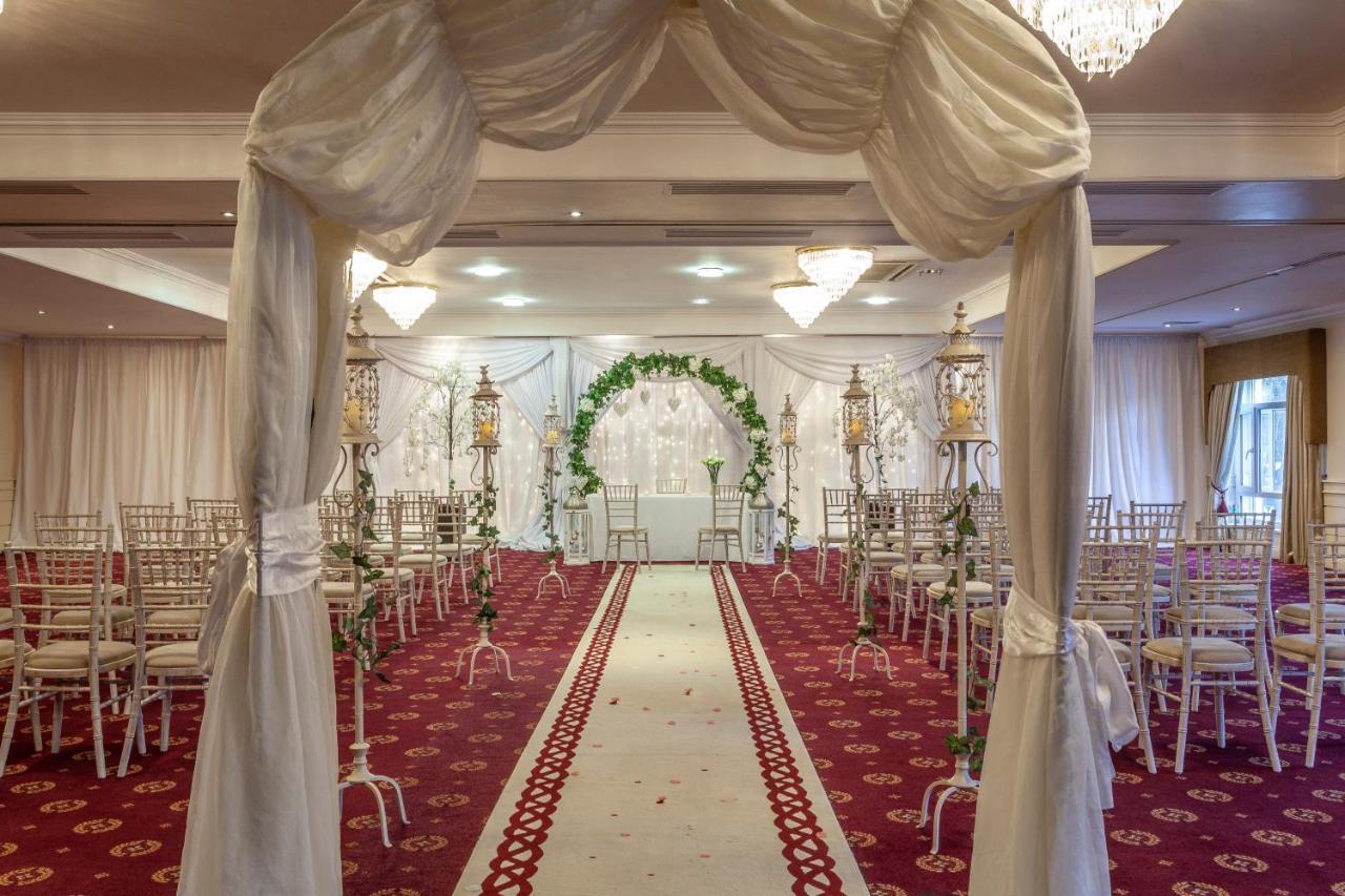 Glenroyal Hotel Мэйнут Экстерьер фото