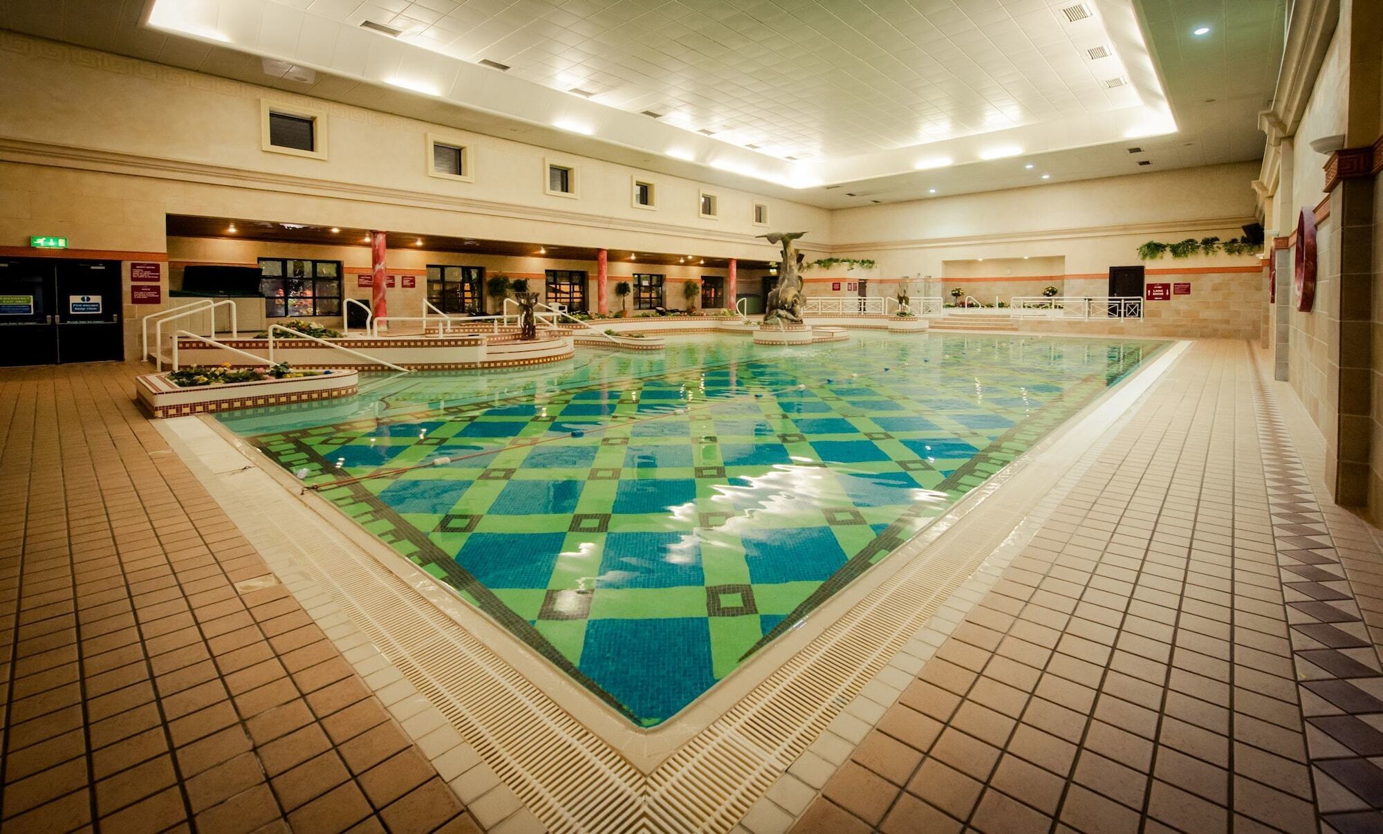 Glenroyal Hotel Мэйнут Экстерьер фото