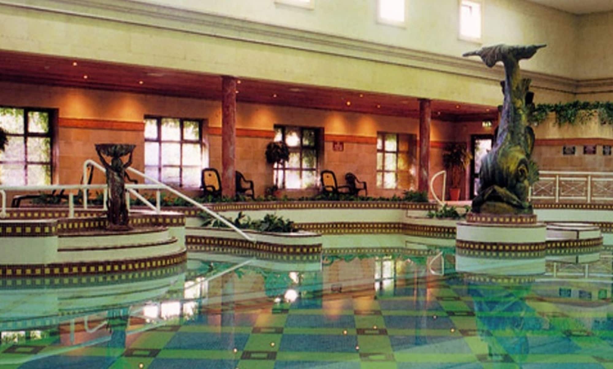 Glenroyal Hotel Мэйнут Экстерьер фото